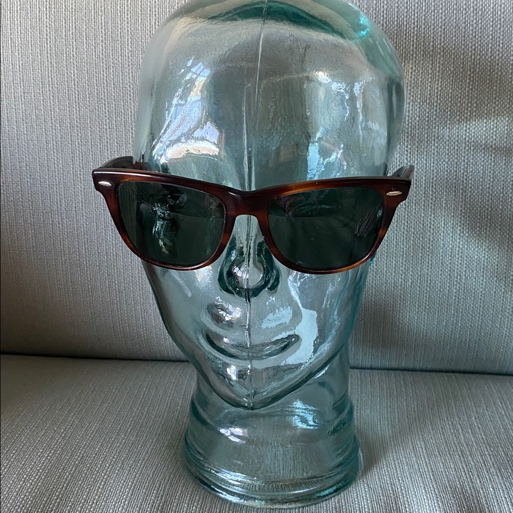 Ray- Ban Series II Wayfarer Large Vintage Sunglasses